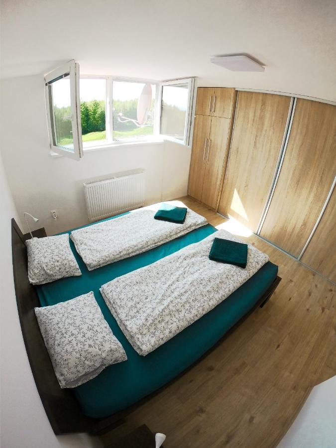 Appartamento Apartmán Dolný Smokovec Esterno foto