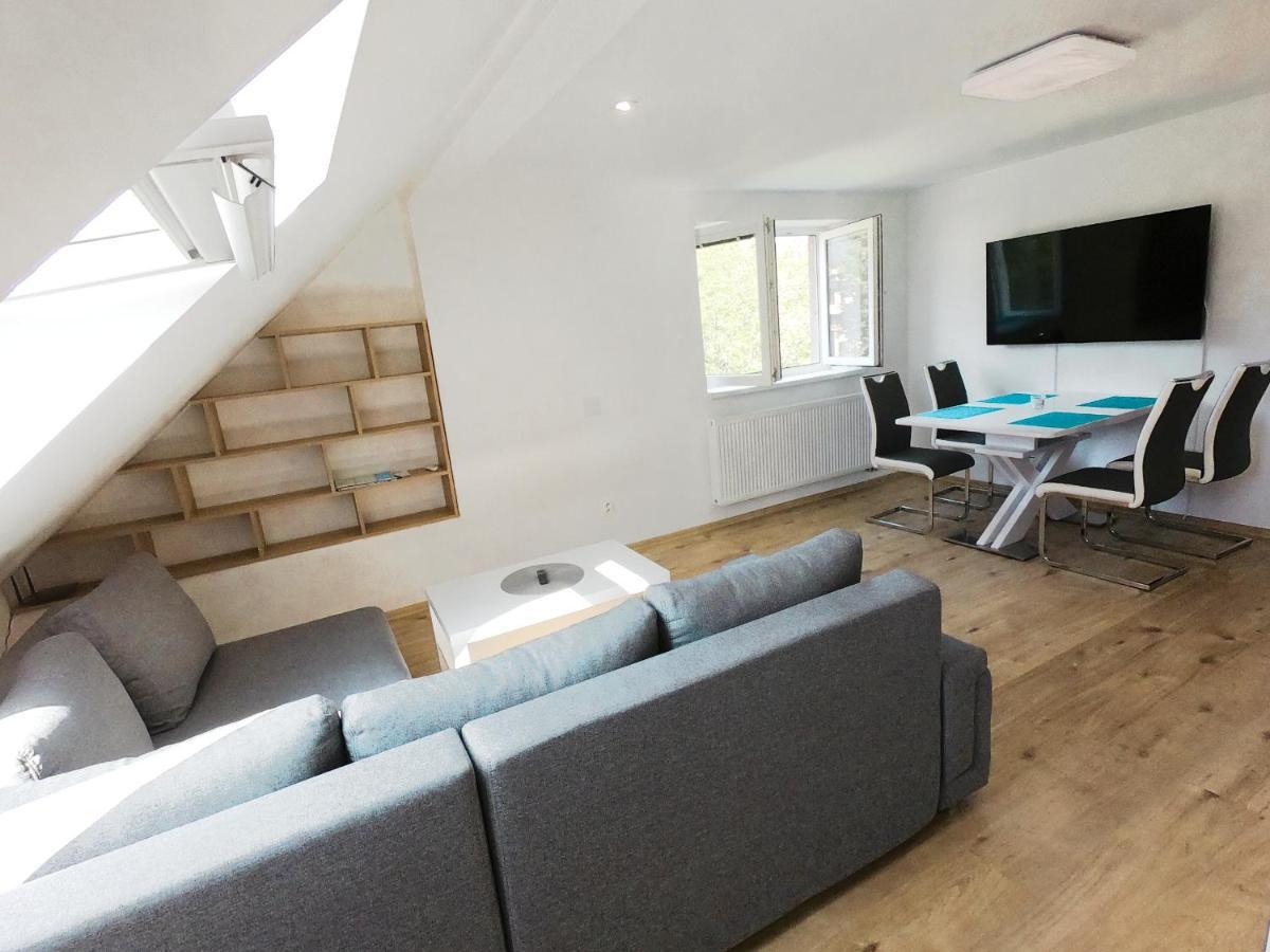Appartamento Apartmán Dolný Smokovec Esterno foto
