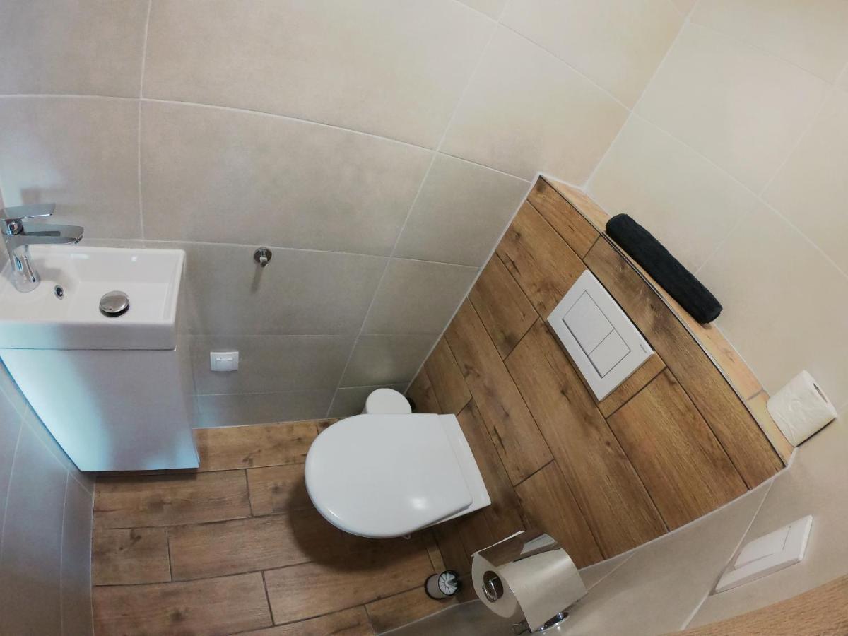 Appartamento Apartmán Dolný Smokovec Esterno foto